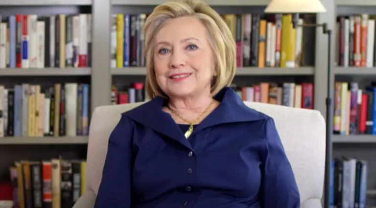 This video of Hillary Clinton is causing utter chaos