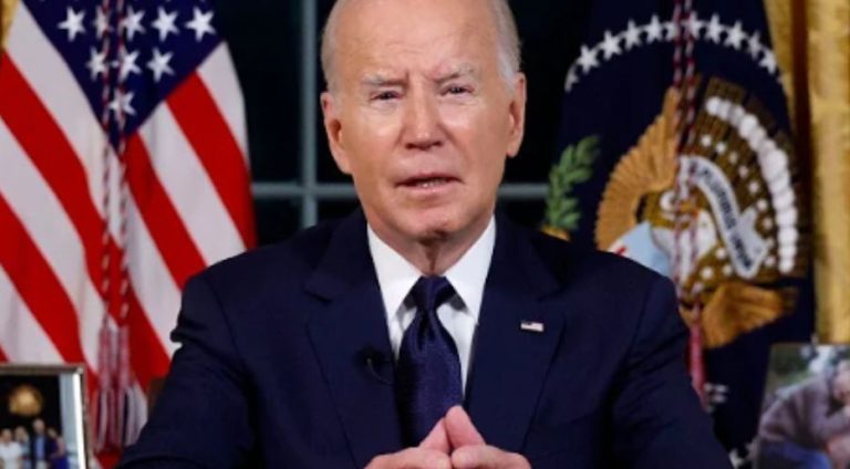 Biden had a massive malfunction on stage and now Democrats are petrified