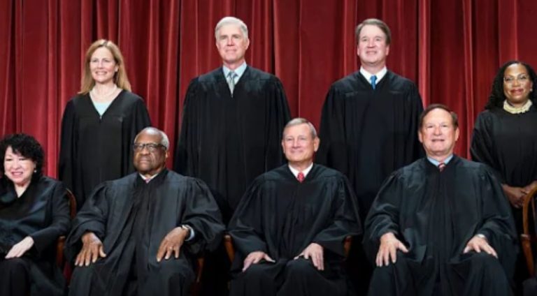 Supreme Court Justice drops a bombshell right on Democrats