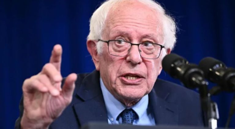 Bernie Sanders shocks all with sudden team-up with Donald Trump