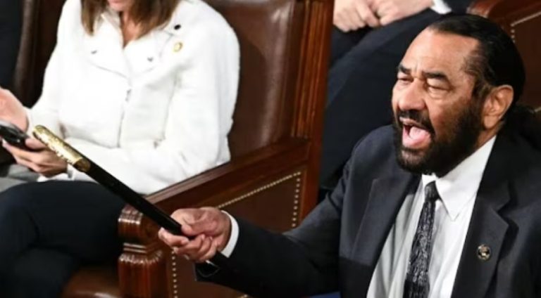 Democrats ruthlessly mocked for this boneheaded move in Congress
