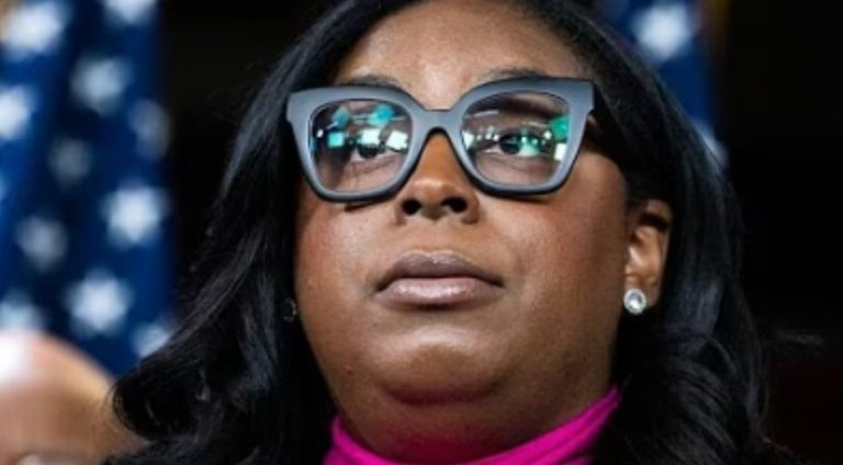 The White House humiliated a leading Democrat for making the dumbest comment ever