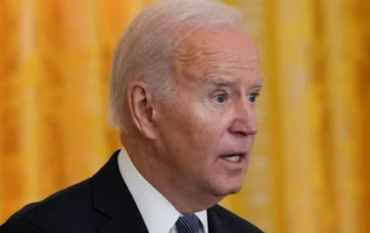Major Democrat backstabs Biden with stunning resignation demand