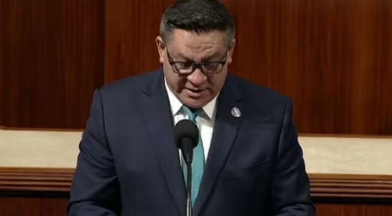 Democrat Congressman doxxes ICE agent and now they could end up behind bars